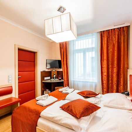ウィーン ペンション バロネッセ Bed & Breakfast エクステリア 写真