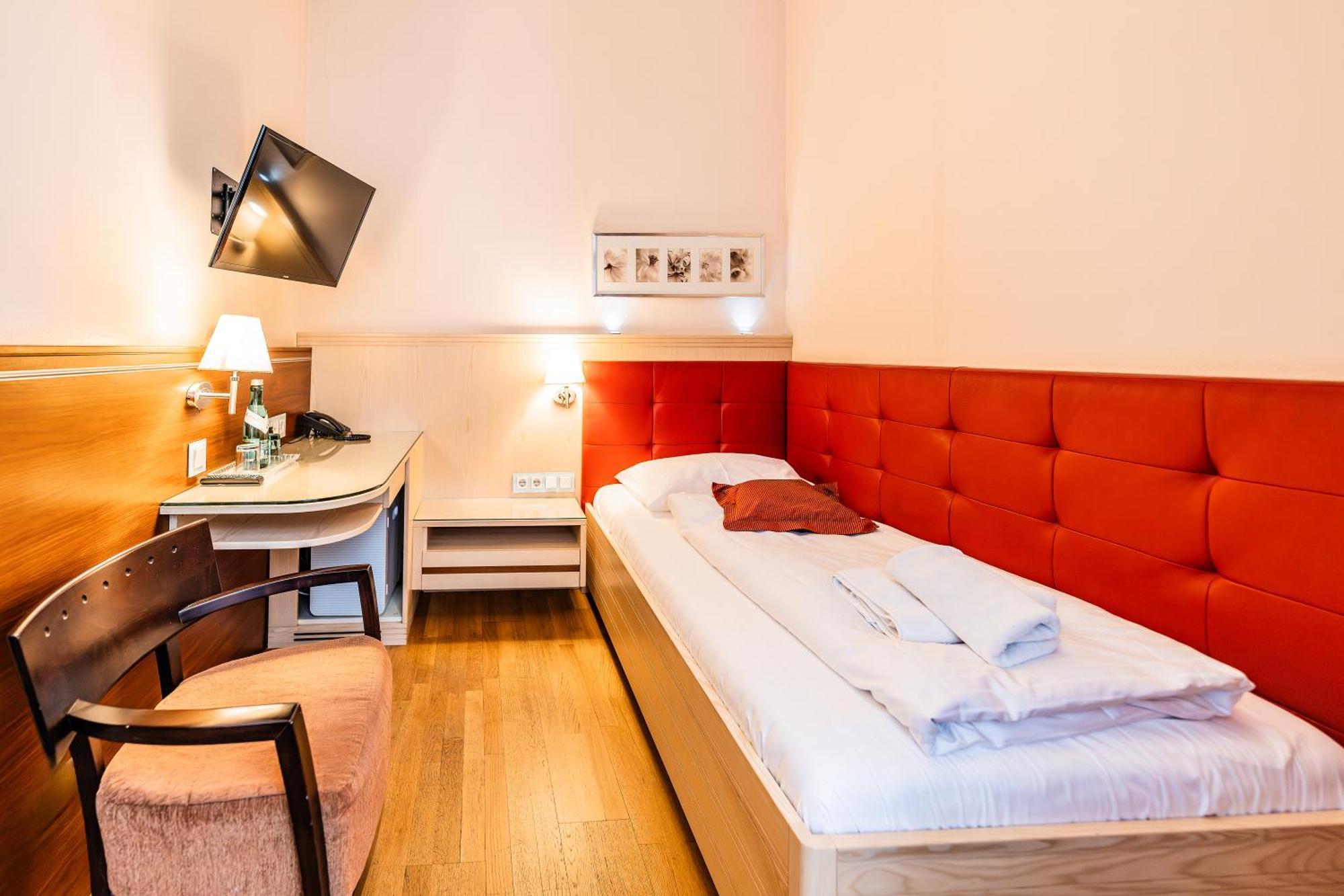 ウィーン ペンション バロネッセ Bed & Breakfast エクステリア 写真