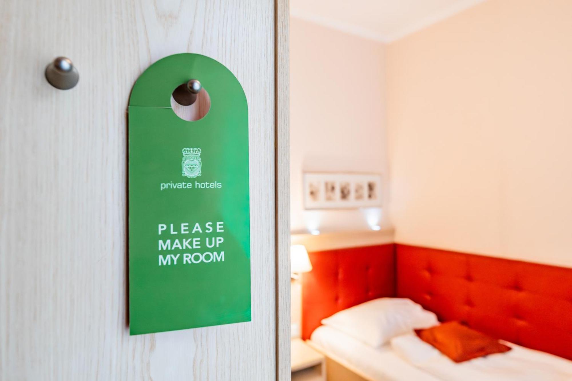 ウィーン ペンション バロネッセ Bed & Breakfast エクステリア 写真