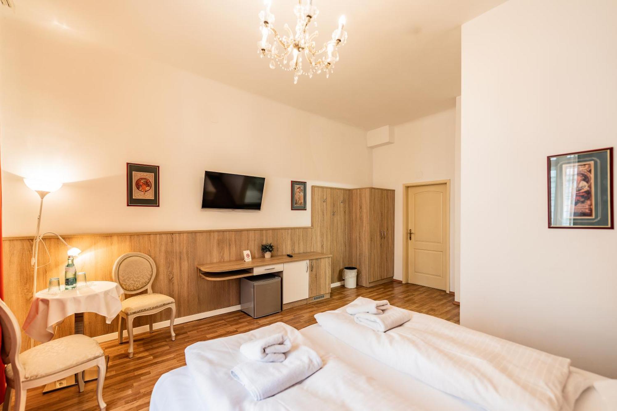 ウィーン ペンション バロネッセ Bed & Breakfast エクステリア 写真